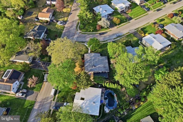 500 W WAVERLY RD, Glenside, PA 19038