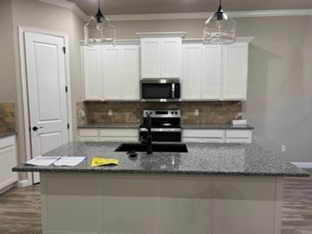 3004 Promenade Drive, Granbury, TX 76049