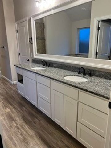 3004 Promenade Drive, Granbury, TX 76049