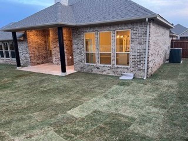 3004 Promenade Drive, Granbury, TX 76049