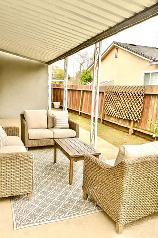 5533 Kermit Ln, Stockton, CA 95207