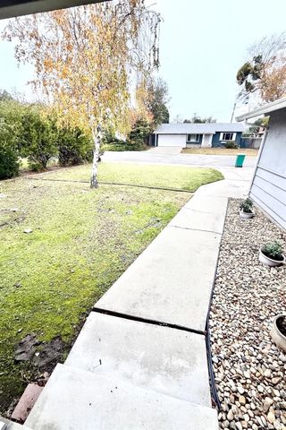 5533 Kermit Ln, Stockton, CA 95207