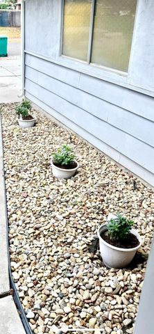 5533 Kermit Ln, Stockton, CA 95207