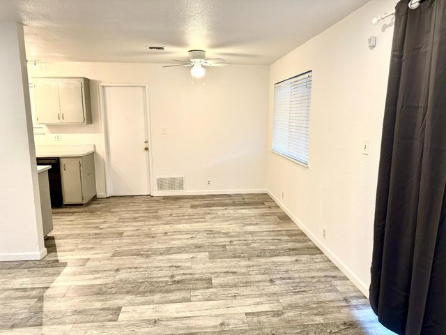 5533 Kermit Ln, Stockton, CA 95207