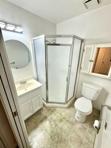 5533 Kermit Ln, Stockton, CA 95207