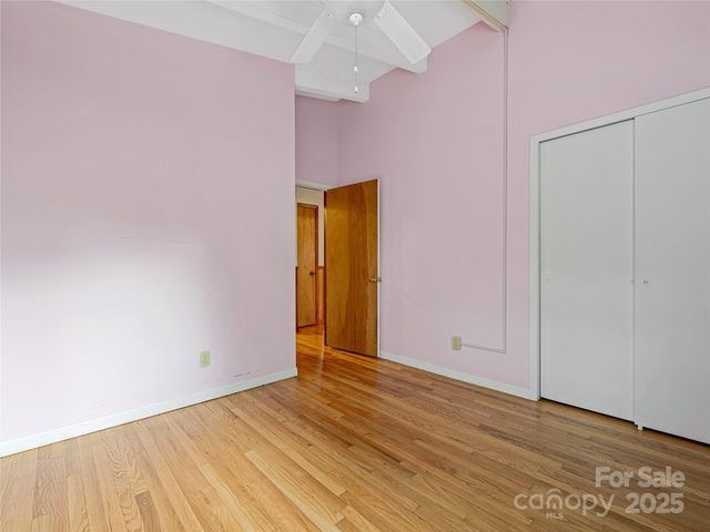 163 Governors View Road, Asheville, NC 28805