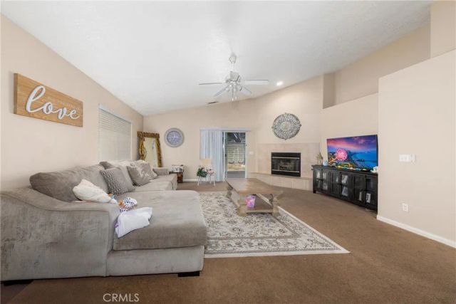 15673 Kingswood Drive, Victorville, CA 92395