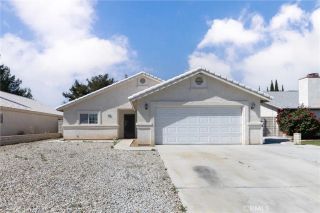 15673 Kingswood Drive, Victorville, CA 92395