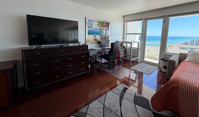 3111 N Ocean Drive 1509, Hollywood, FL 33019