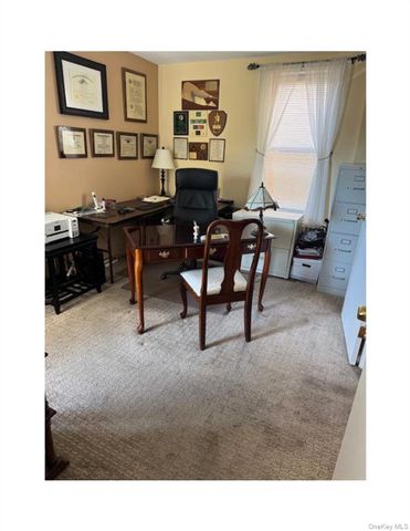 100 Brooklyn Avenue 3L, Freeport, NY 11520