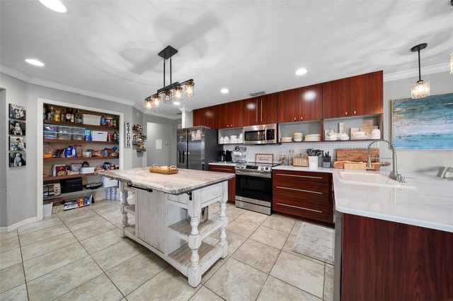 6145 SE 96TH STREET, Belleview, FL 34420