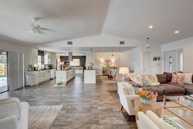 17679 Woodview Terrace, Boca Raton, FL 33487