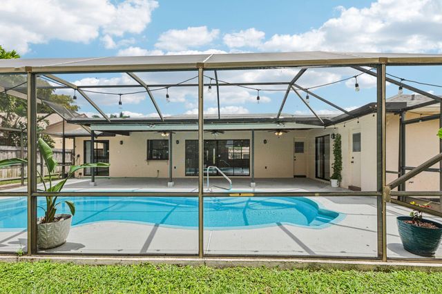 17679 Woodview Terrace, Boca Raton, FL 33487