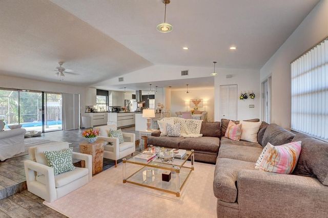 17679 Woodview Terrace, Boca Raton, FL 33487