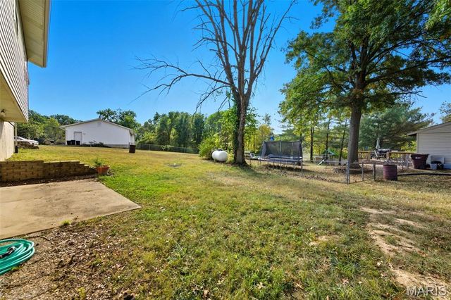 49 El Sahara Drive, Cedar Hill, MO 63016