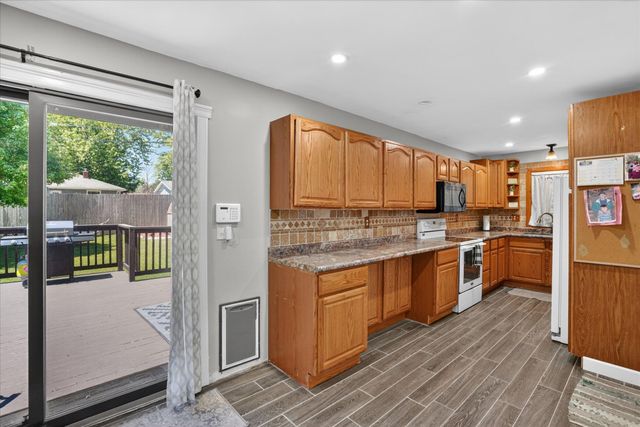 221 Bittersweet Lane, Battle Creek, MI 49015
