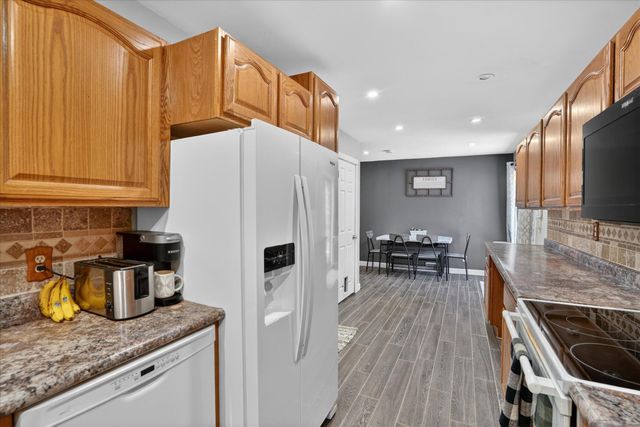 221 Bittersweet Lane, Battle Creek, MI 49015