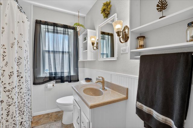 221 Bittersweet Lane, Battle Creek, MI 49015