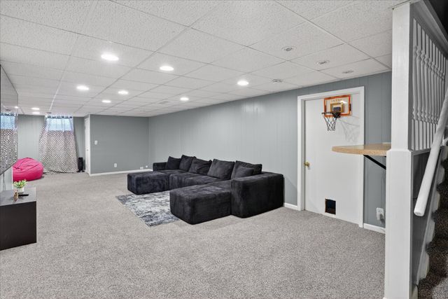 221 Bittersweet Lane, Battle Creek, MI 49015