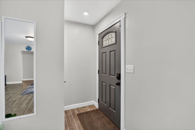221 Bittersweet Lane, Battle Creek, MI 49015