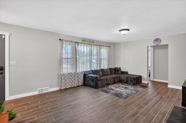 221 Bittersweet Lane, Battle Creek, MI 49015