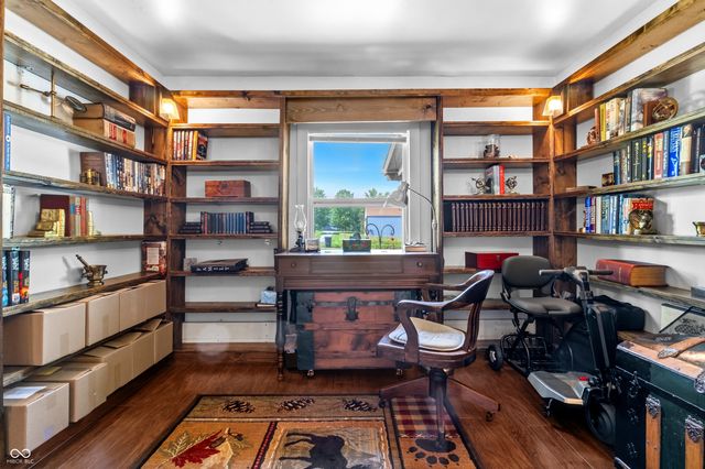 9785 W County Road 200 N, Seymour, IN 47274