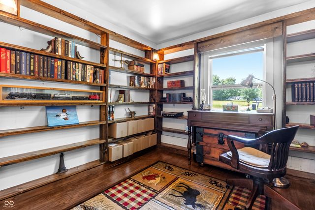 9785 W County Road 200 N, Seymour, IN 47274