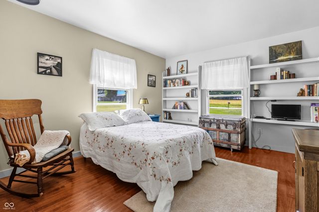 9785 W County Road 200 N, Seymour, IN 47274