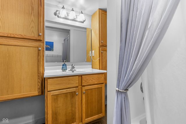 9785 W County Road 200 N, Seymour, IN 47274