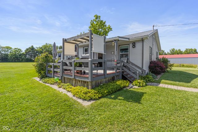 9785 W County Road 200 N, Seymour, IN 47274