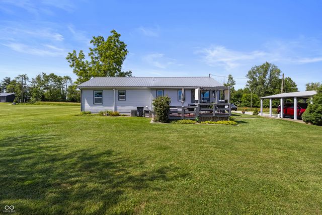 9785 W County Road 200 N, Seymour, IN 47274