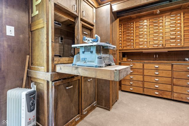 9785 W County Road 200 N, Seymour, IN 47274