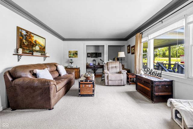 9785 W County Road 200 N, Seymour, IN 47274