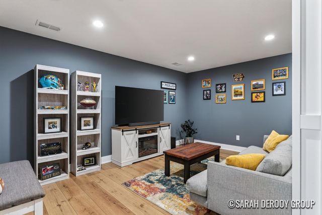 5514 W State Road, Middleville, MI 49333