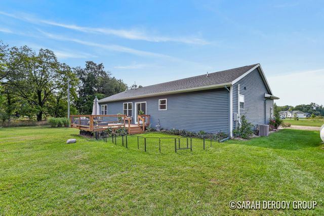 5514 W State Road, Middleville, MI 49333