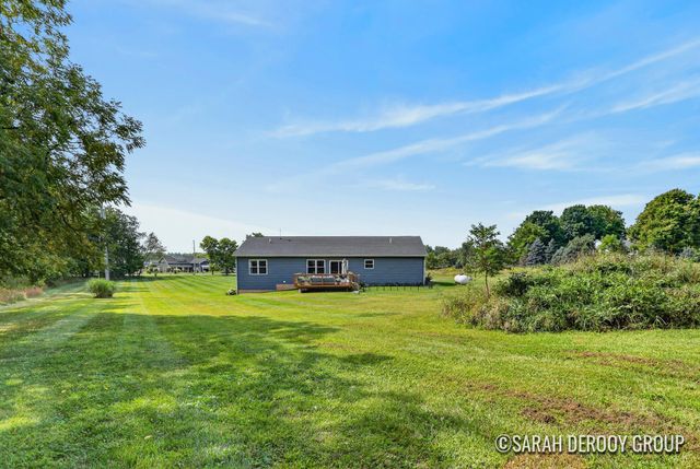 5514 W State Road, Middleville, MI 49333