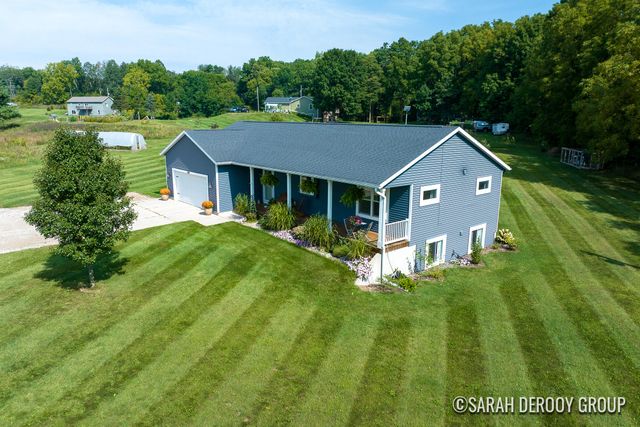 5514 W State Road, Middleville, MI 49333