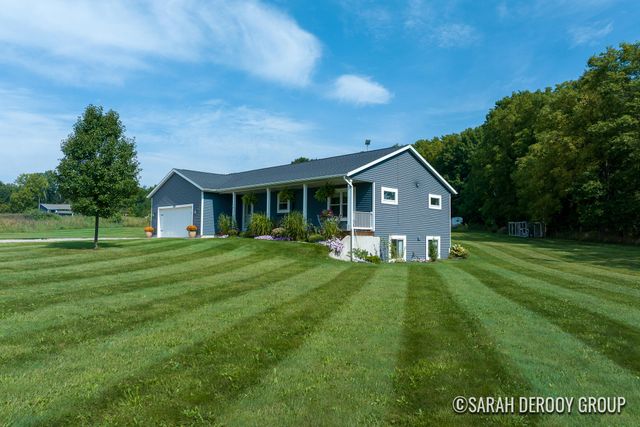 5514 W State Road, Middleville, MI 49333