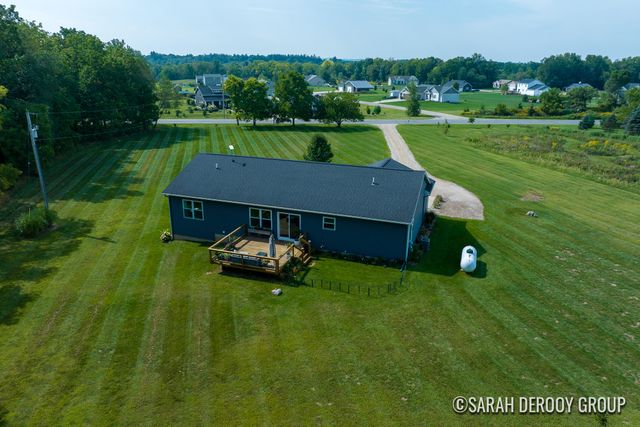 5514 W State Road, Middleville, MI 49333