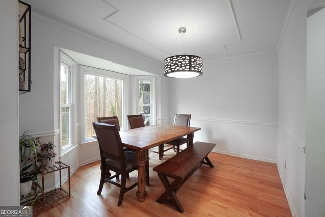 715 Lake Point Drive, Woodstock, GA 30189