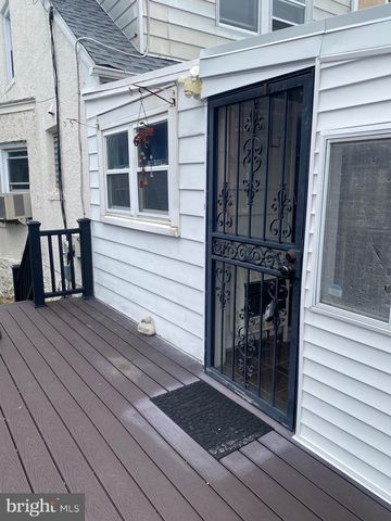 209 N WYCOMBE AVE, Lansdowne, PA 19050
