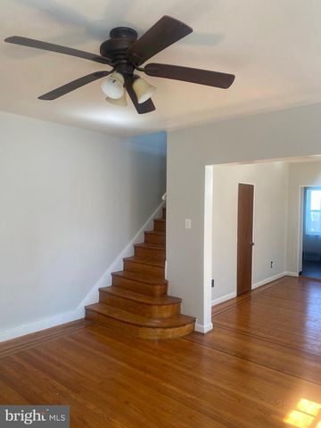 209 N WYCOMBE AVE, Lansdowne, PA 19050