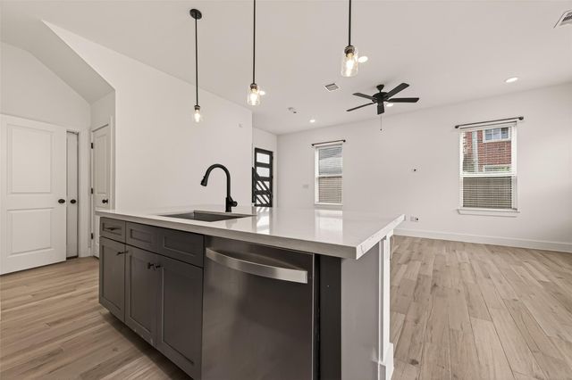 5206 Firnat Street, Houston, TX 77016