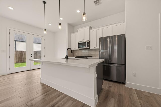 5206 Firnat Street, Houston, TX 77016