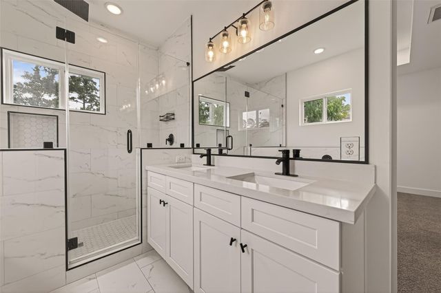 5206 Firnat Street, Houston, TX 77016