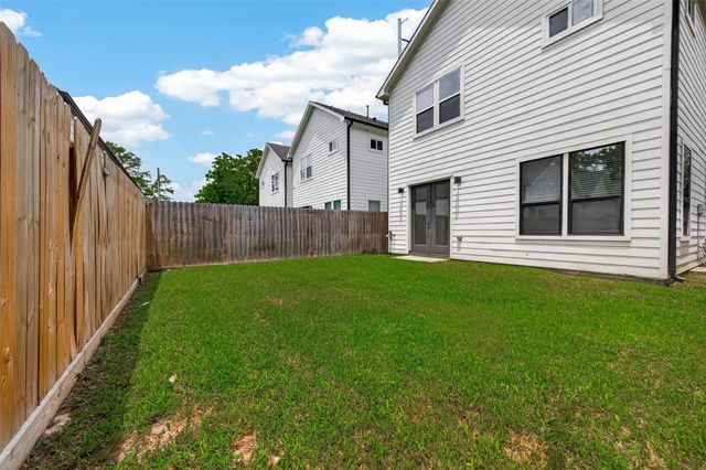 5206 Firnat Street, Houston, TX 77016