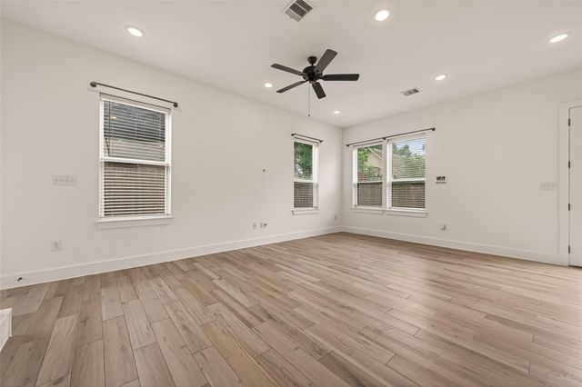 5206 Firnat Street, Houston, TX 77016