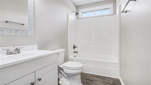 3813 Spring Branch Drive, Winston-salem, NC 27107