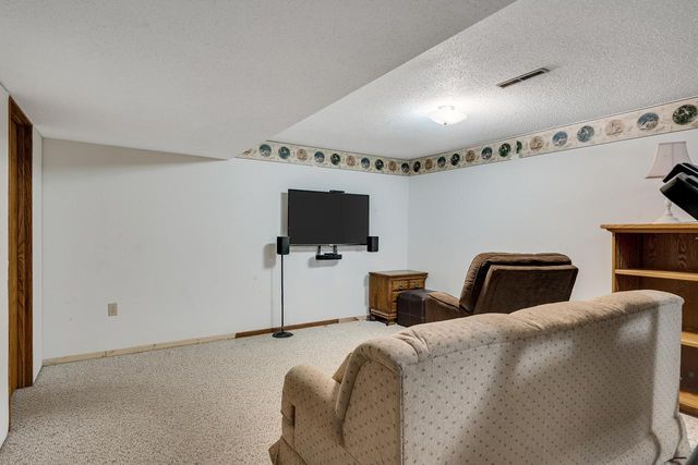 1510 Viking AVENUE, Holmen, WI 54636