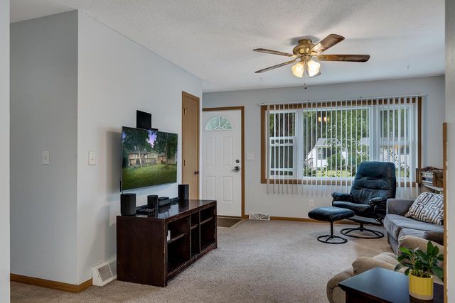 1510 Viking AVENUE, Holmen, WI 54636